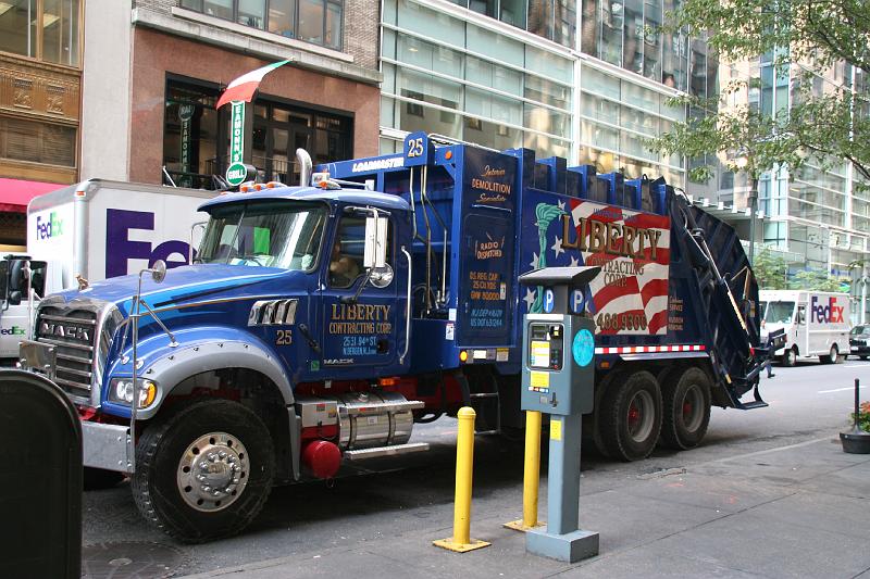 Müllauto in NYC.jpg